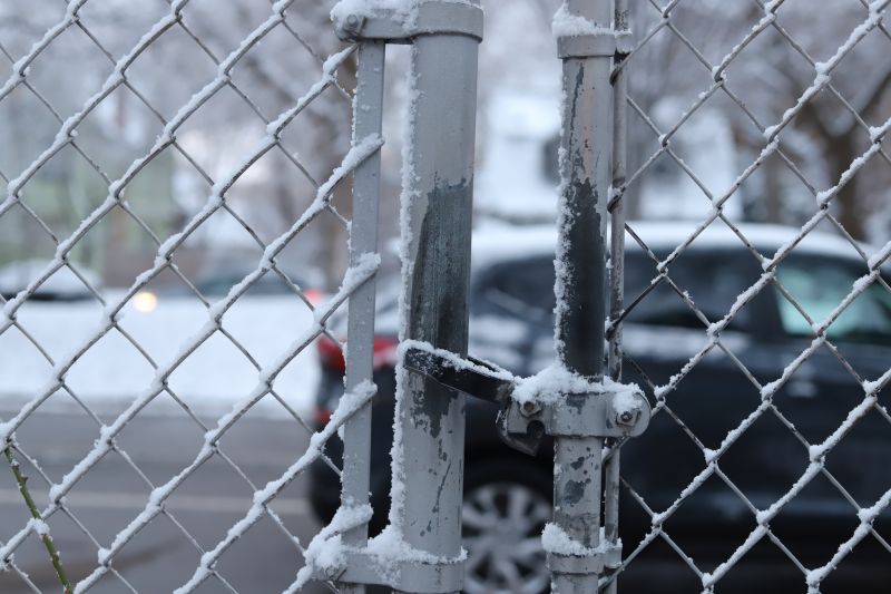 Winter Fence Challenges